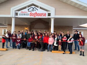 Marta’s DEADWOOD Doghouse