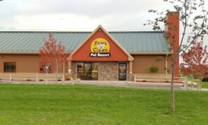 Paws and Claws Pet Resort