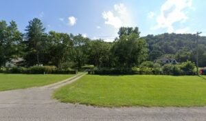 Cool Springs Dog Grooming And Training at Natchez Trace