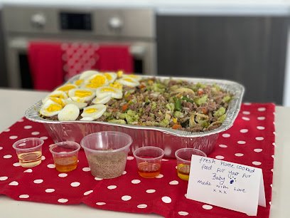 Cash & Rose’s Pawsome Kitchen!