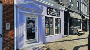 Smokey’s Doggy Cafe